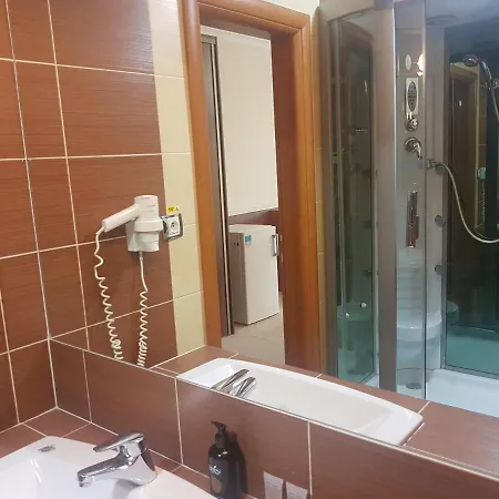 Aparthotel Student House *