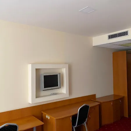Student House Апарт-отель