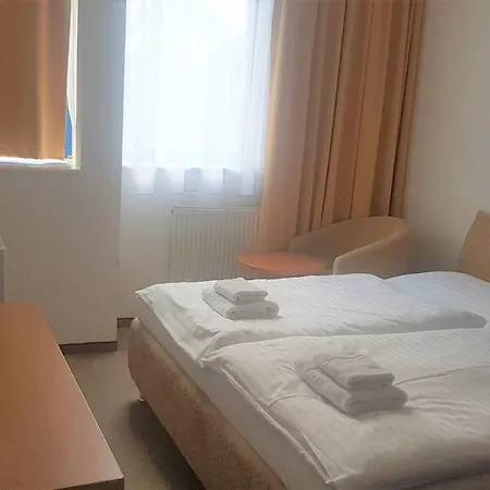 Апарт-отель Student House Братислава