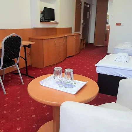 Student House Aparthotel *
