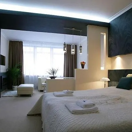 Student House Aparthotel *