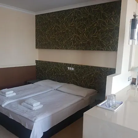 Ξενοδοχείο με διαμερίσματα Student House *