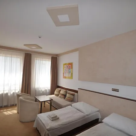 Ξενοδοχείο με διαμερίσματα Student House *